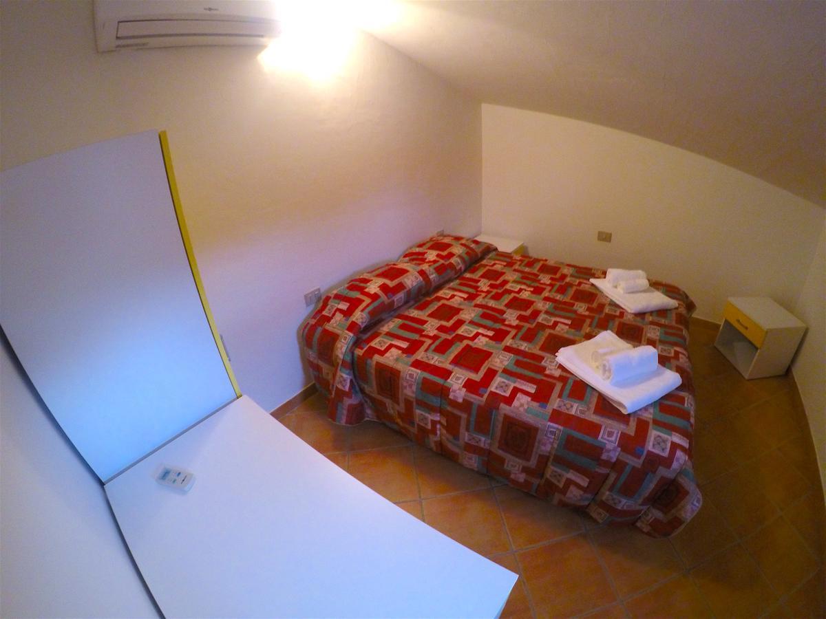 Bed and Breakfast La Coccinella Al Mare San Teodoro  Exterior foto